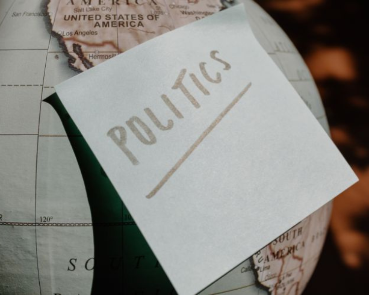 Konsultan Politik